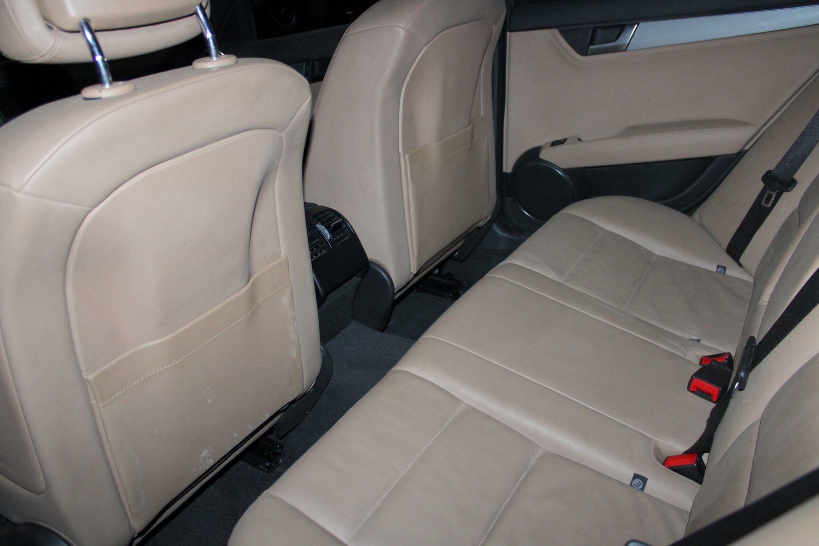 2012 Mercedes Benz C200 CGI Avantgarde 1.8L, AT, Gas, 21T photo 5