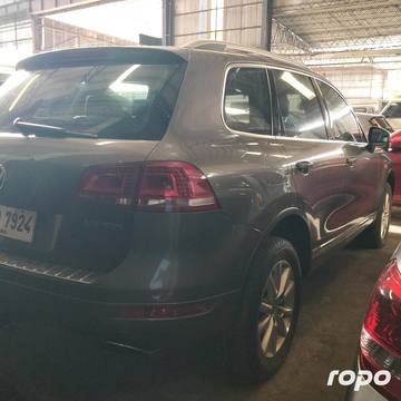 2014 Volkswagen Touareg 3.0 TDI V6, A/T, DSL 57T photo 6