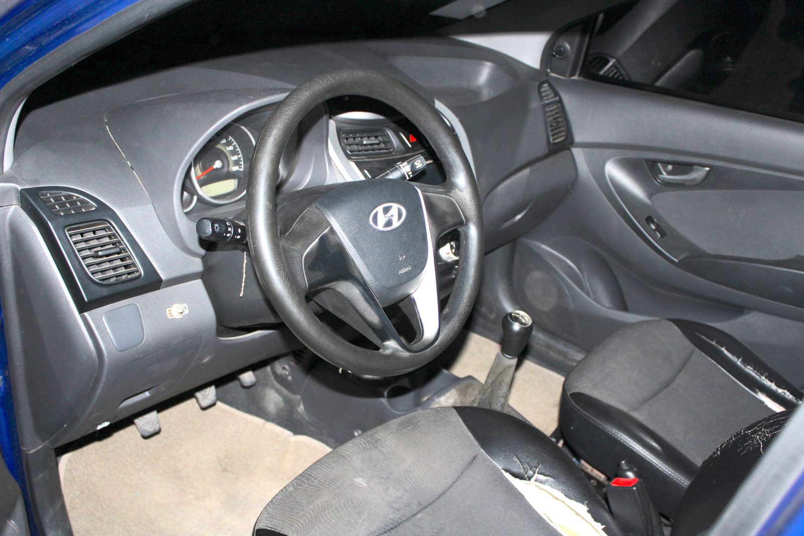2015 HYUNDAI - EON, M/T GAS, 225T photo 7
