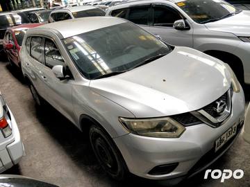 2015 Nissan X-Trail 4x2 CVT, A/T, GAS 118T photo 2