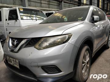 2015 Nissan X-Trail 4x2 CVT, A/T, GAS 118T photo 3