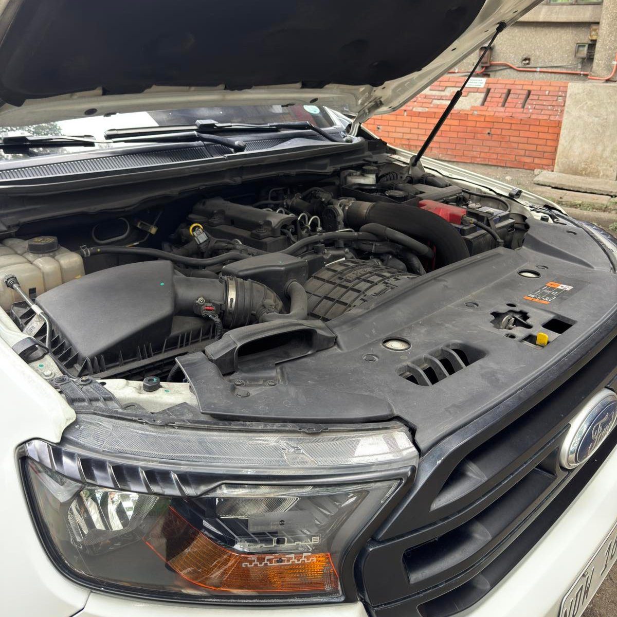 2016 Ford Everest Trend 2.2L, M/T, Diesel,48k photo 9