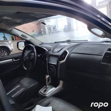 2016 Isuzu MU-X LS-A 4x2 3.0, A/T, DSL - upgraded 97T photo 6