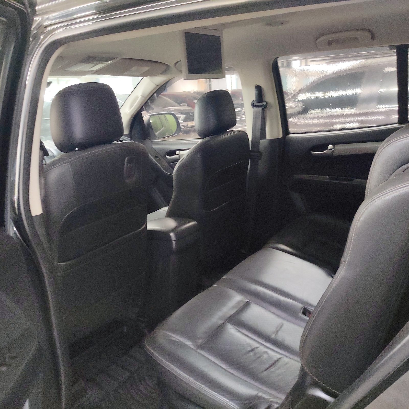 2016 Isuzu MU-X LS-A 4x2 3.0, A/T, DSL - upgraded 97T photo 9