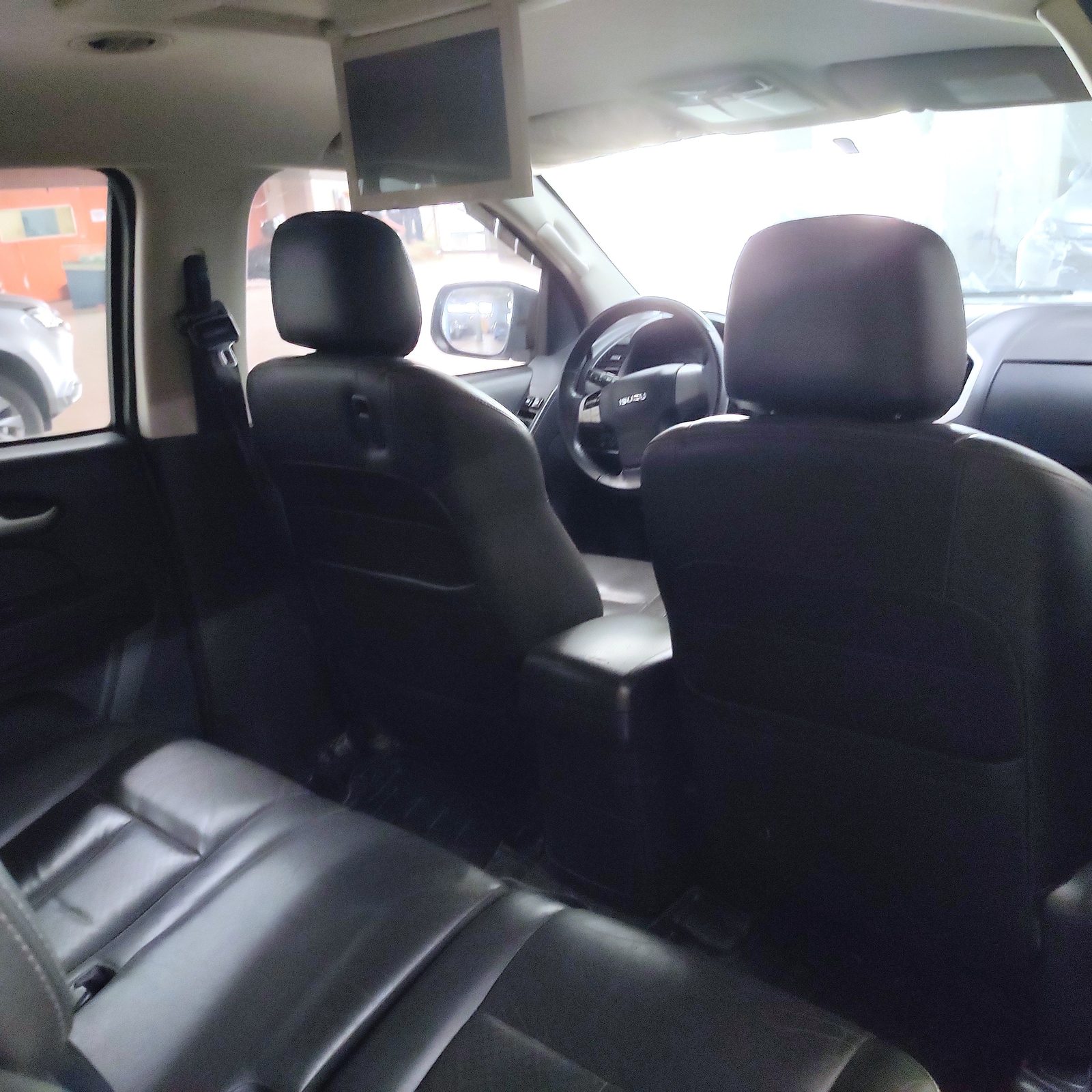 2016 Isuzu MU-X LS-A 4x2 3.0, A/T, DSL - upgraded 97T photo 10