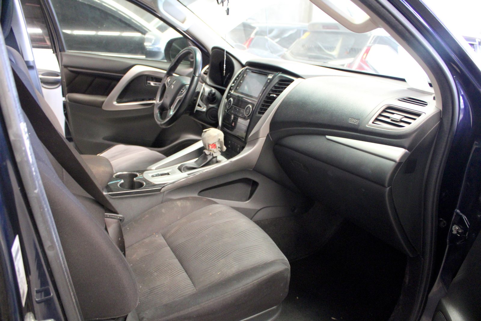 2016 Mitsubishi Montero Sport, A/T, Diesel, 90T photo 13