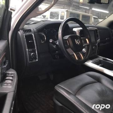 2017 Dodge Ram 1500 Laramie 5.7L V8 Hemi 4x4, AT, GAS 44T photo 6