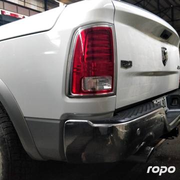 2017 Dodge Ram 1500 Laramie 5.7L V8 Hemi 4x4, AT, GAS 44T photo 13
