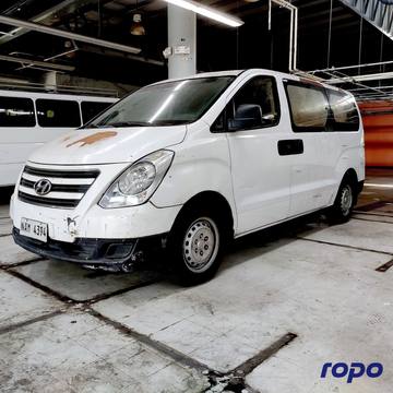 2017 Hyundai Grand Starex 2.5 GL 2 Str, M/T, DSL 156T photo 1