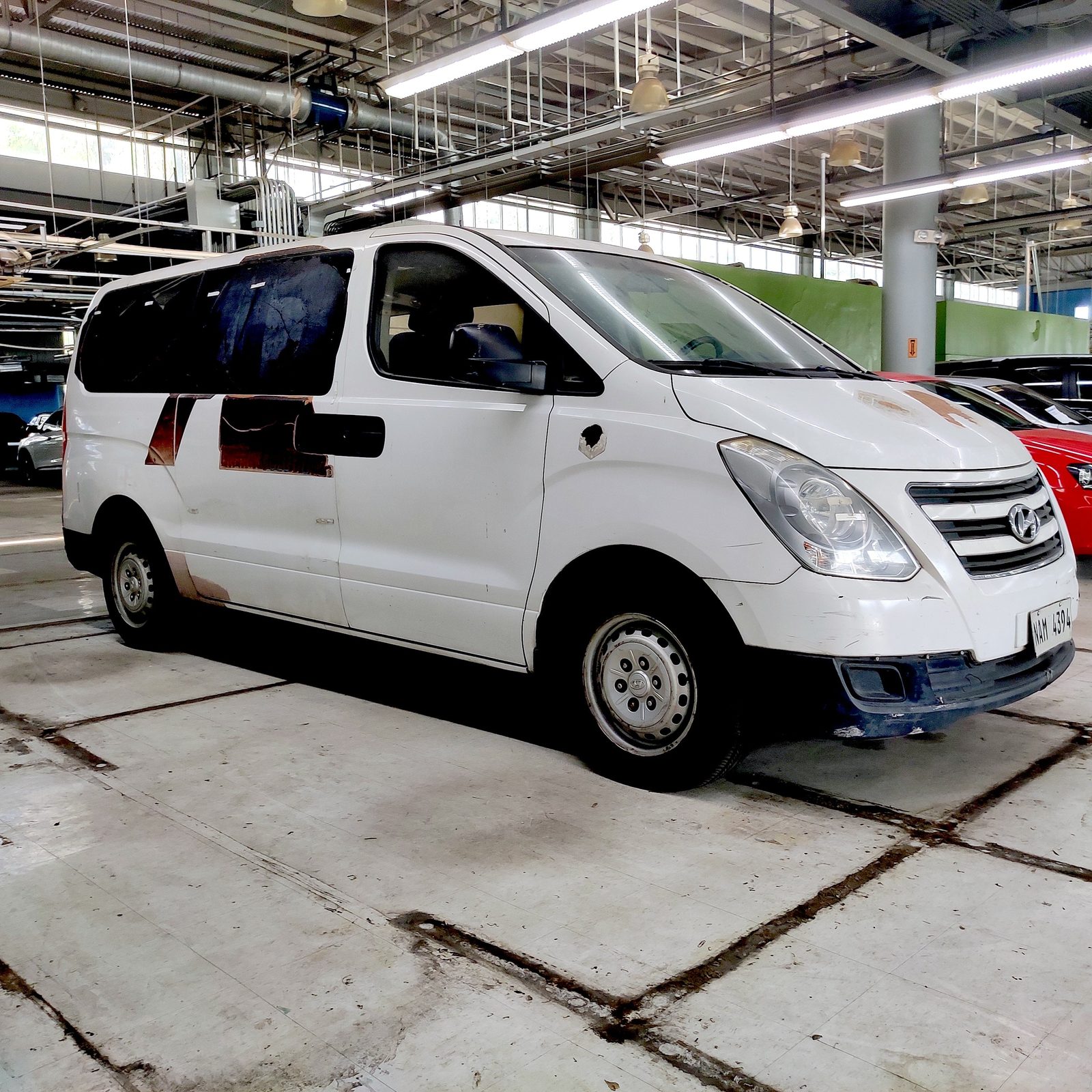 2017 Hyundai Grand Starex 2.5 GL 2 Str, M/T, DSL 156T photo 2