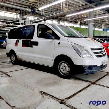 2017 Hyundai Grand Starex 2.5 GL 2 Str, M/T, DSL 156T photo 2