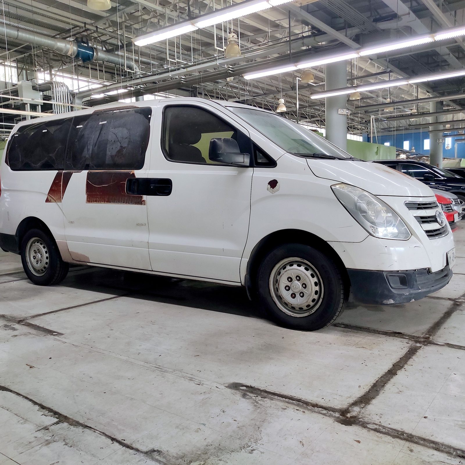 2017 Hyundai Grand Starex 2.5 GL 2 Str, M/T, DSL 156T photo 7