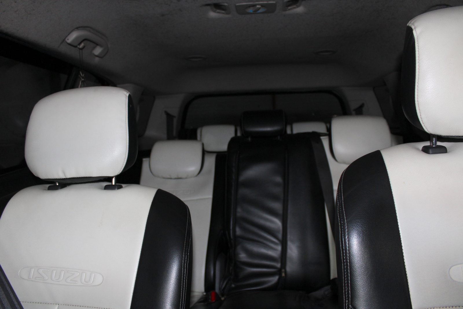 2017 ISUZU - MU-X, M/T, DSL, 156T photo 6