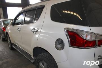 2017 ISUZU - MU-X, M/T, DSL, 156T photo 7