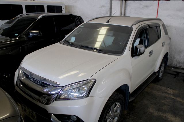2017 ISUZU - MU-X, M/T, DSL, 156T