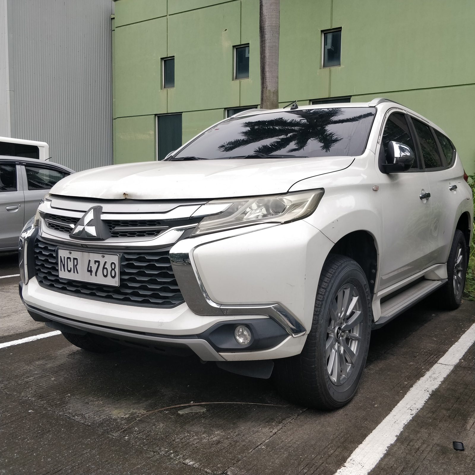 2017 Mitsubishi Montero Sport GLS 2WD 2.4 AT DSL 92T photo 4