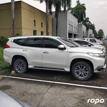 2017 Mitsubishi Montero Sport GLS 2WD 2.4 AT DSL 92T photo 5