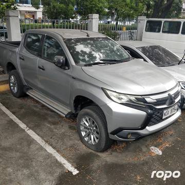 2017 Mitsubishi Strada GLS 2WD, MT, DSL 68T photo 2