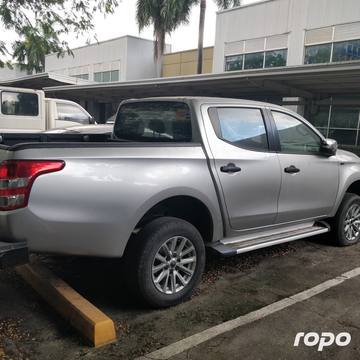 2017 Mitsubishi Strada GLS 2WD, MT, DSL 68T photo 5