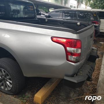 2017 Mitsubishi Strada GLS 2WD, MT, DSL 68T photo 8