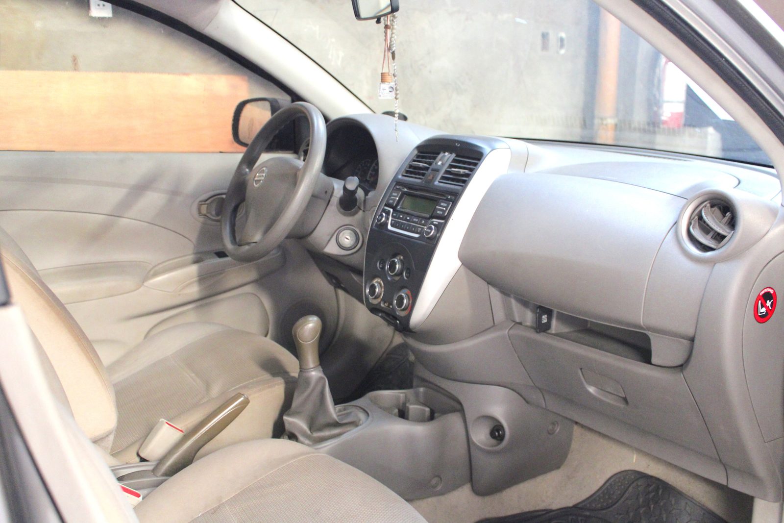 2017 Nissan Almera, M/T, Gas, 173T photo 7