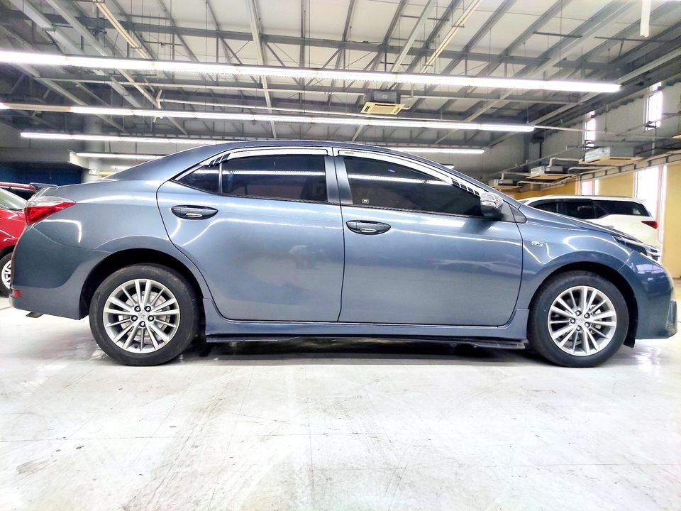 2017 Toyota Corolla Altis 1.6 g, m/t, gas photo 5