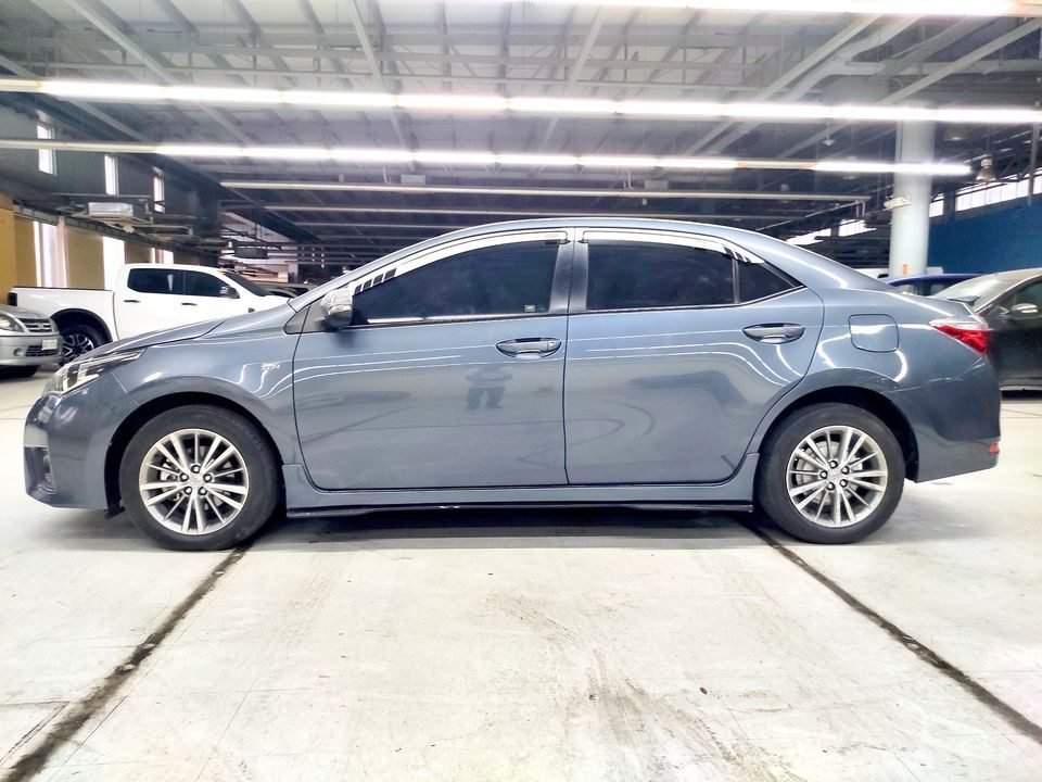 2017 Toyota Corolla Altis 1.6 g, m/t, gas photo 6