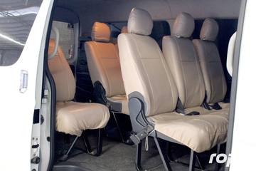2017 Toyota Hi-Ace GL Grandia, M/T, Diesel, 301k photo 5