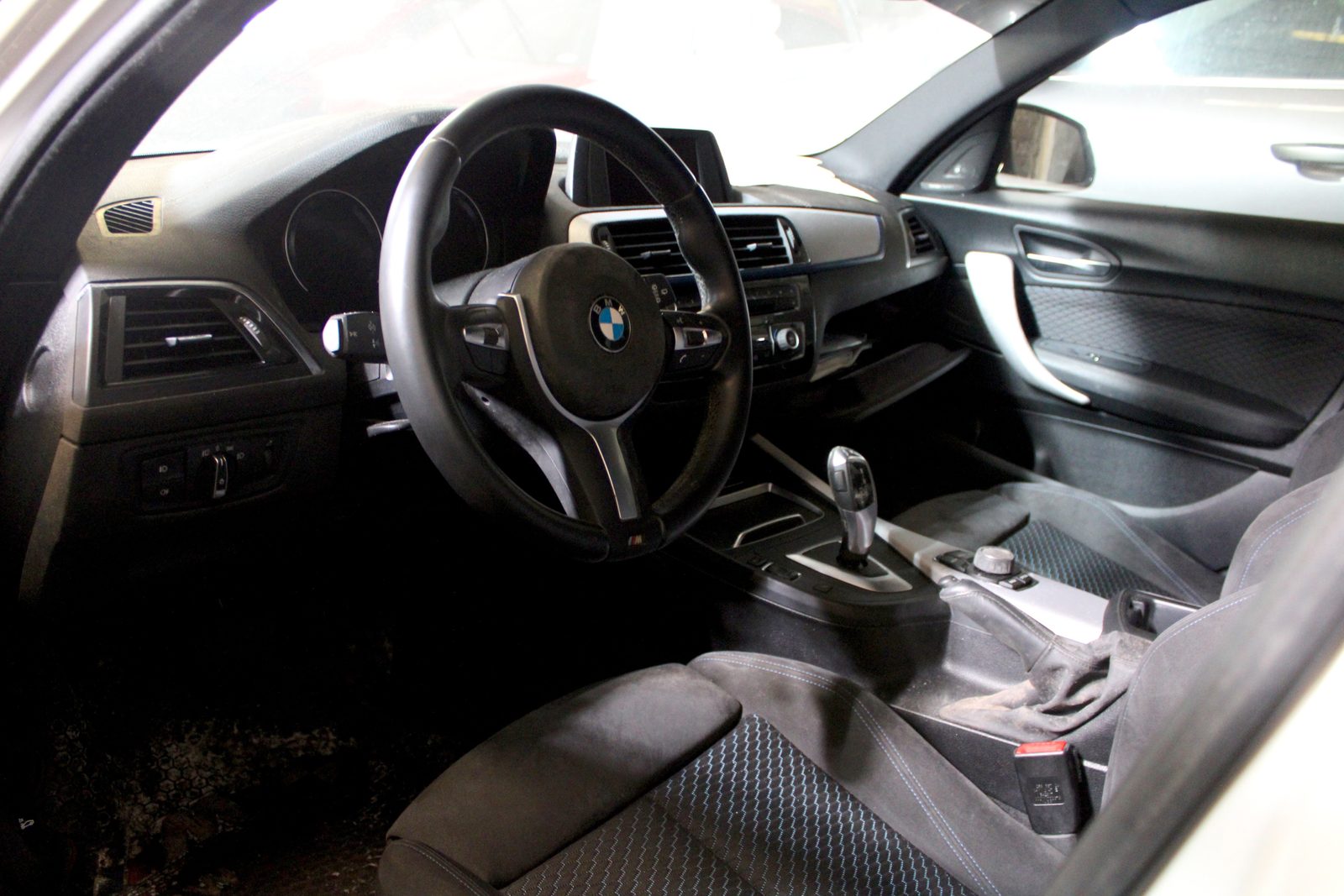 2018 BMW 118i, A/T, GAS 26T photo 10