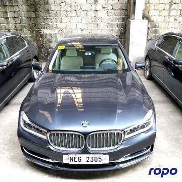 2018 BMW 740Li Limousine 3.0L, AT, Gas 44T photo 8