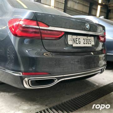 2018 BMW 740Li Limousine 3.0L, AT, Gas 44T photo 9