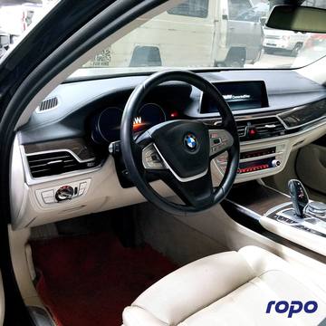2018 BMW 740Li Limousine 3.0L, AT, Gas 44T photo 5