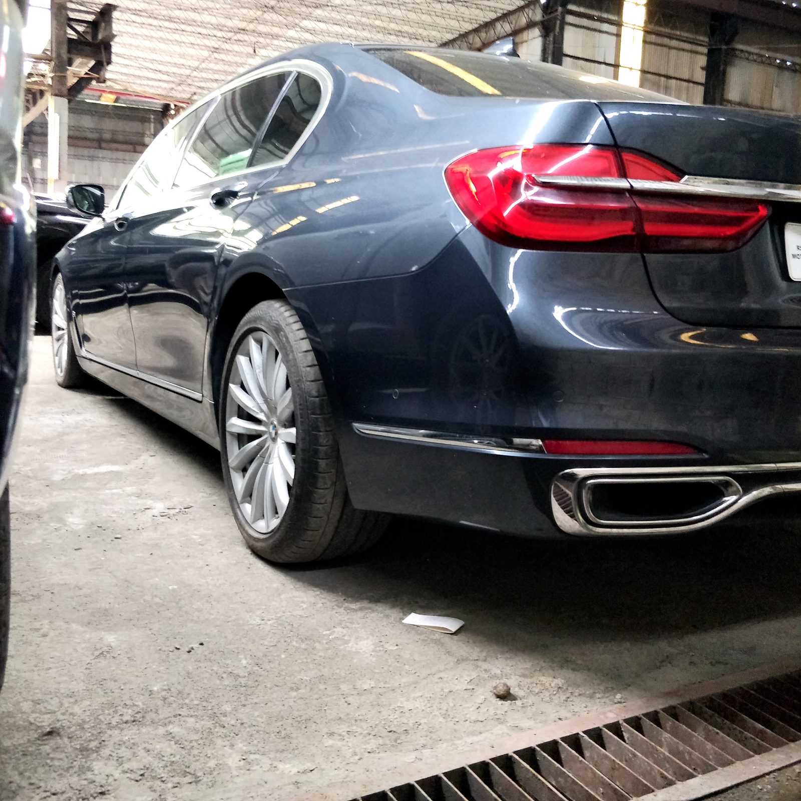 2018 BMW 740Li Limousine 3.0L, AT, Gas 44T photo 6