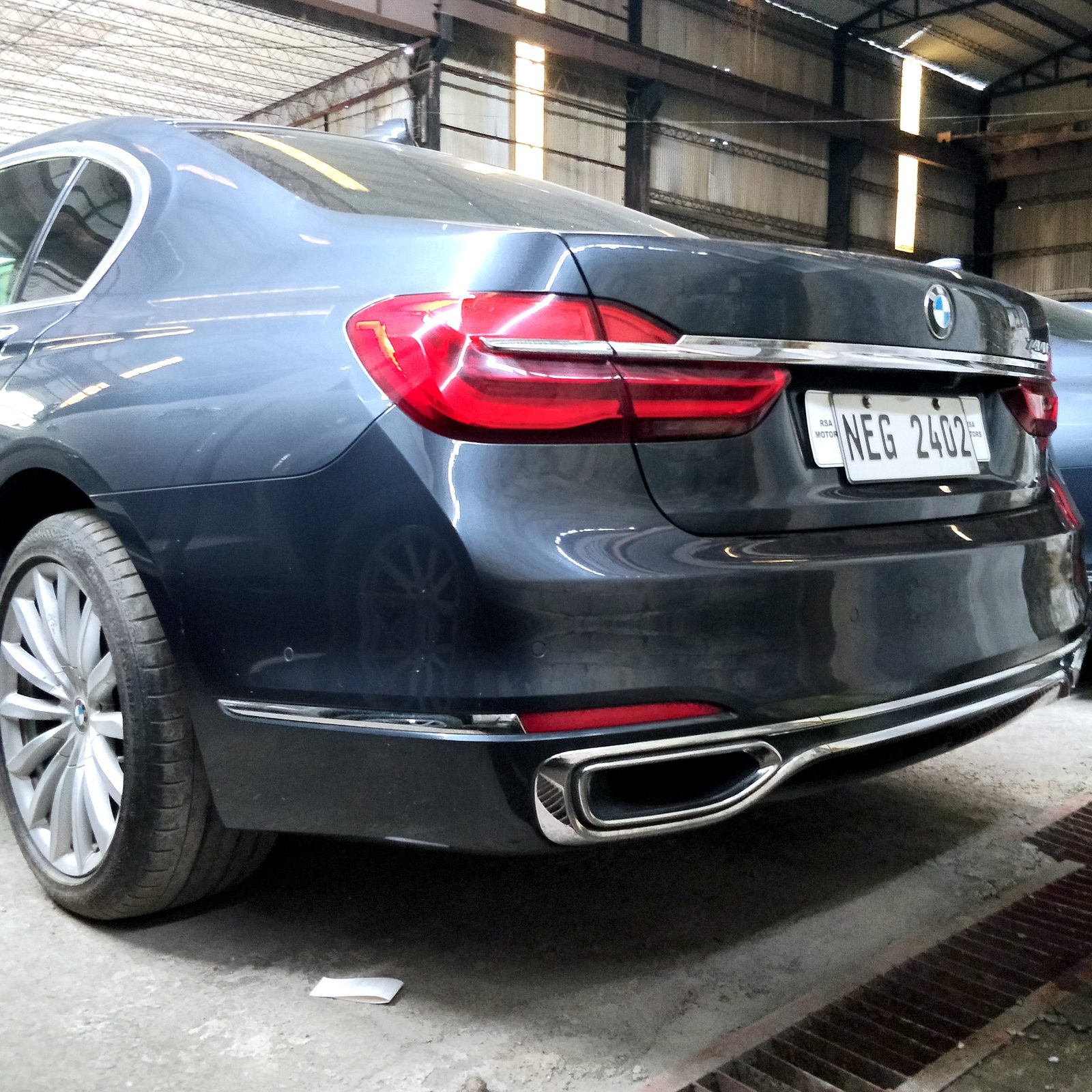2018 BMW 740Li Limousine 3.0L, AT, Gas 44T photo 9