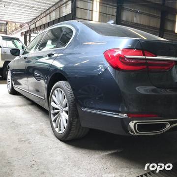 2018 BMW 740Li Limousine 3.0L, AT, Gas 44T photo 5