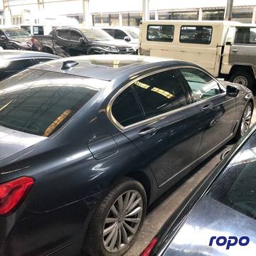 2018 BMW 740Li Limousine 3.0L, AT, Gas 44T photo 8