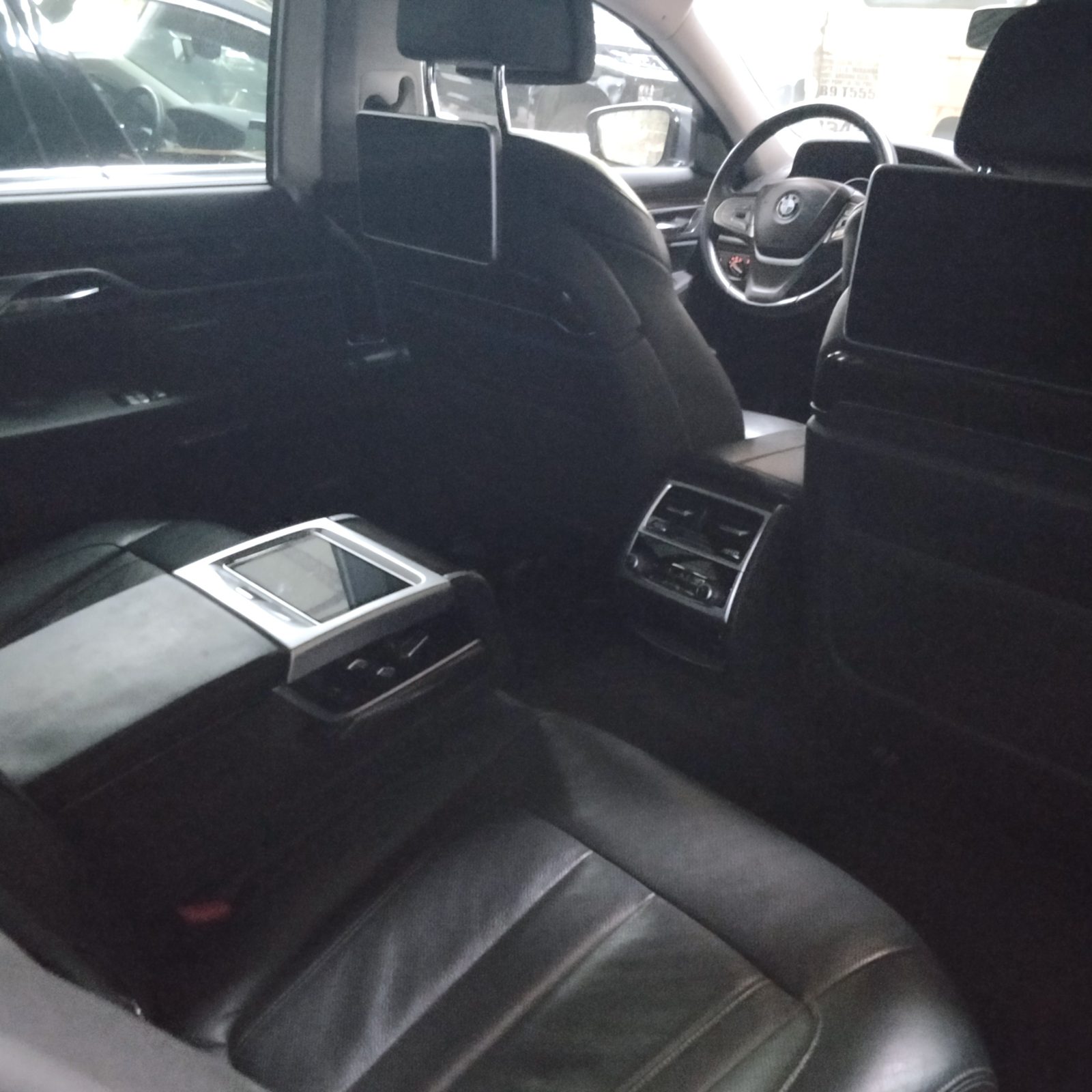 2018 BMW 740Li Limousine 3.0L, AT, Gas 44T photo 10