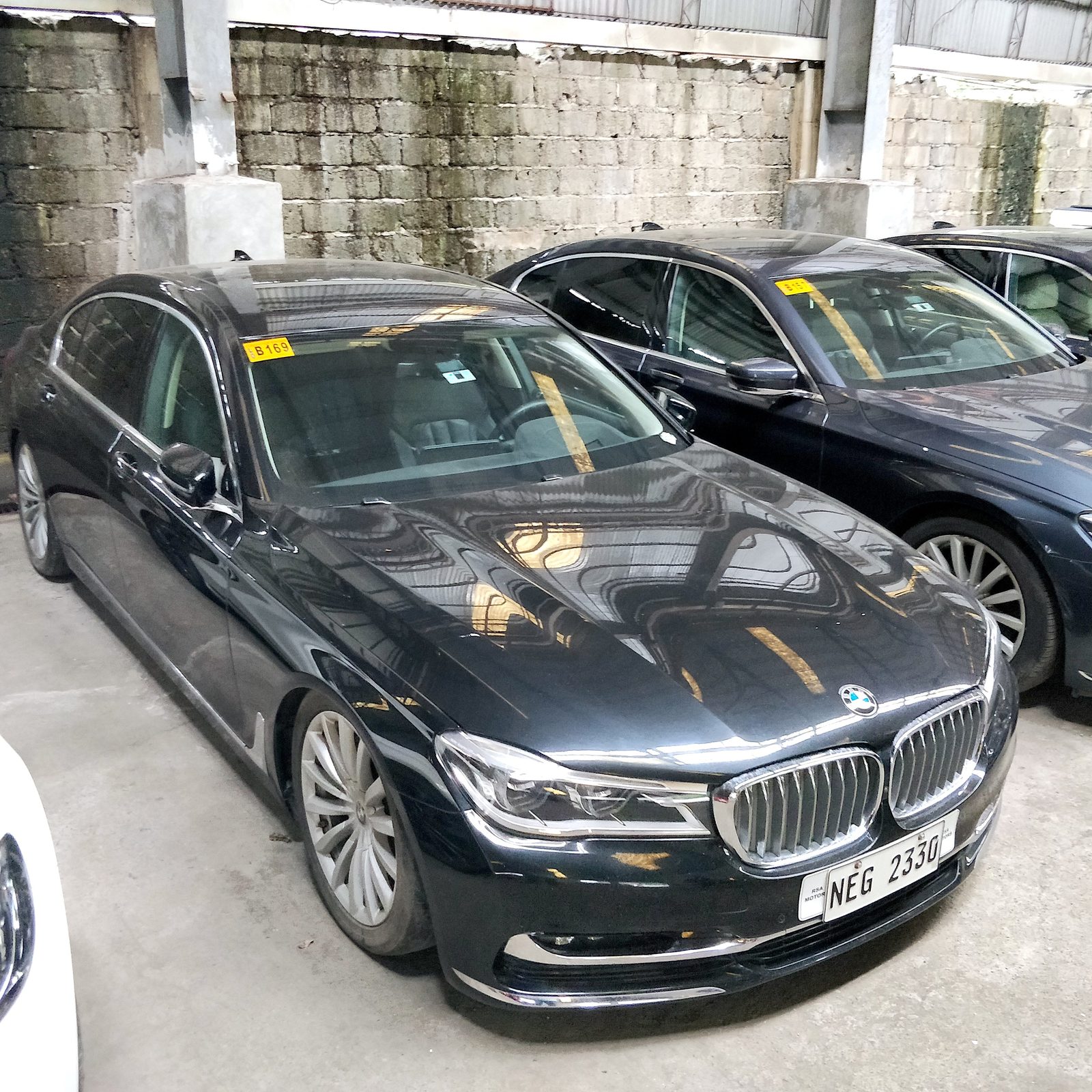 2018 BMW 740Li Limousine 3.0L, AT, Gas 47T photo 2