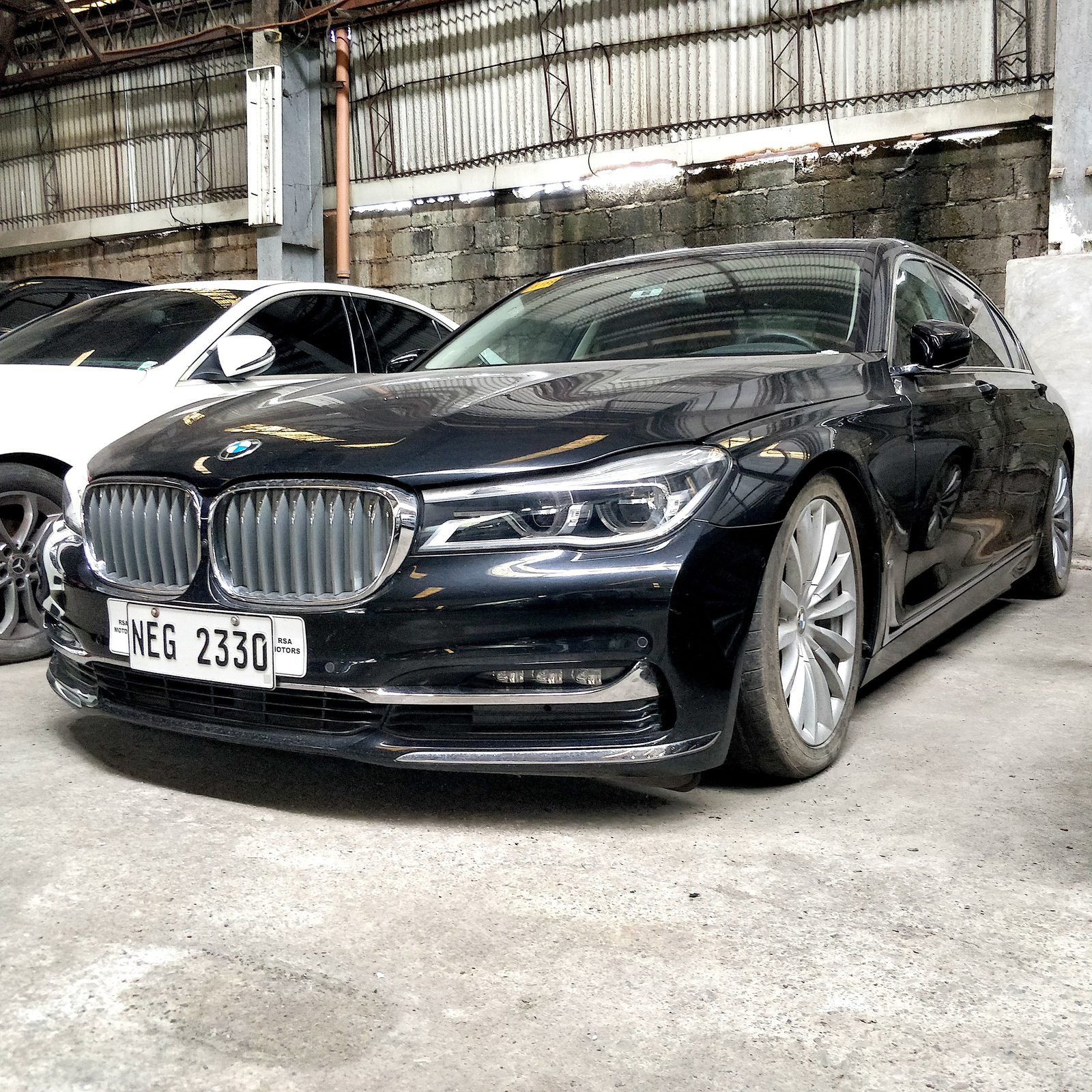 2018 BMW 740Li Limousine 3.0L, AT, Gas 47T photo 4