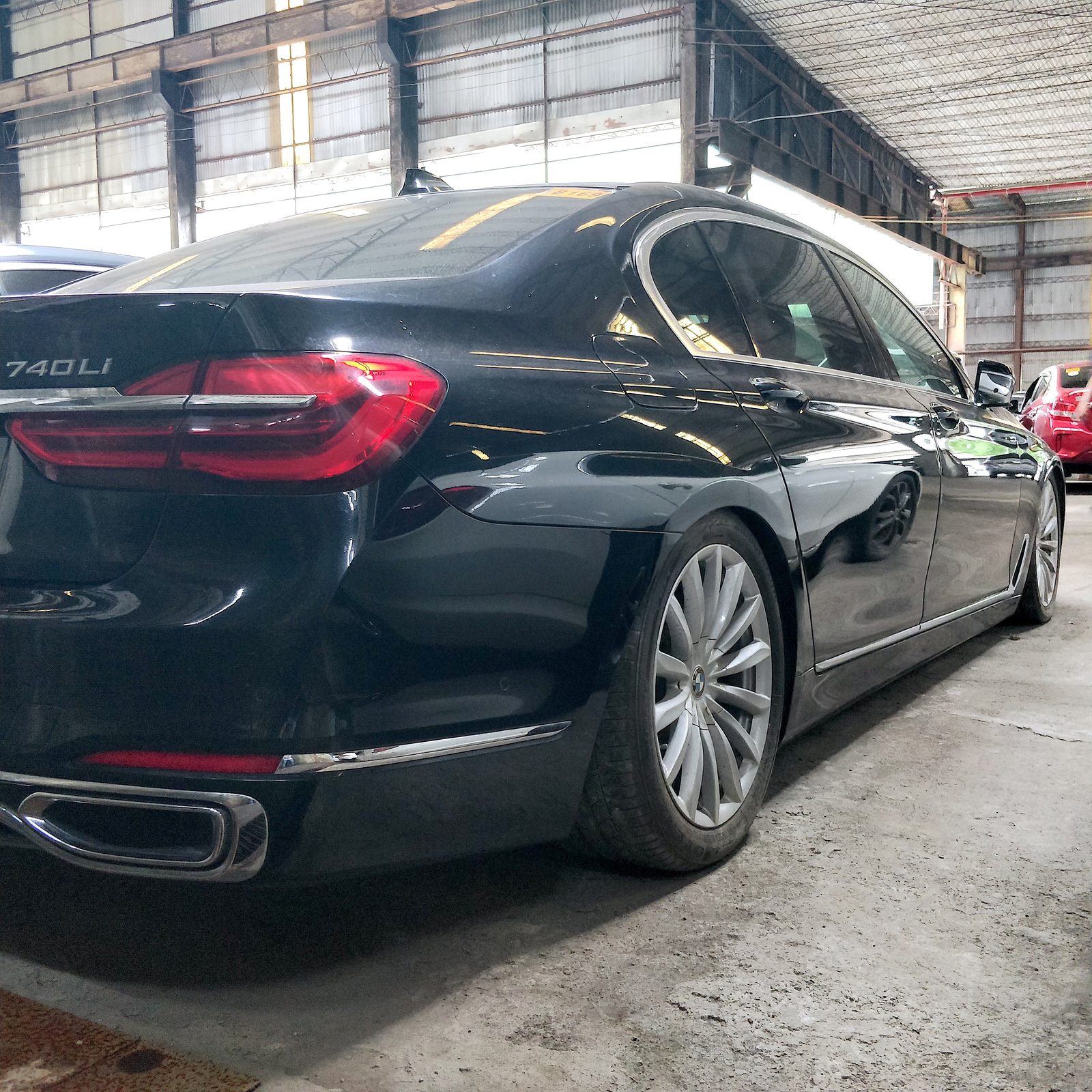 2018 BMW 740Li Limousine 3.0L, AT, Gas 47T photo 5