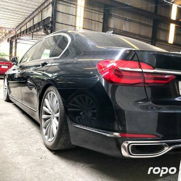 2018 BMW 740Li Limousine 3.0L, AT, Gas 47T photo 6