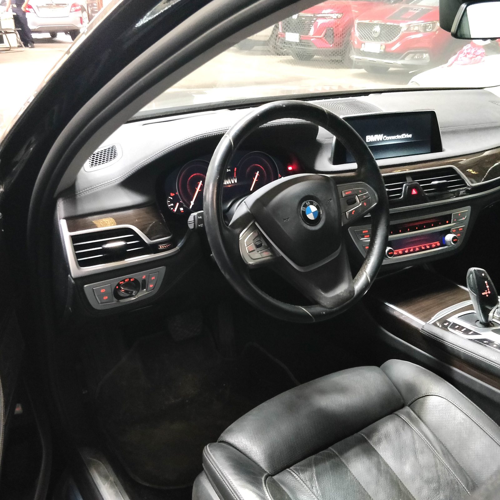 2018 BMW 740Li Limousine 3.0L, AT, Gas 47T photo 8