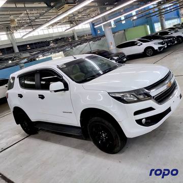 2018 Chevrolet Trailblazer LTX 4x2 2.8L, A/T, DSL photo 2