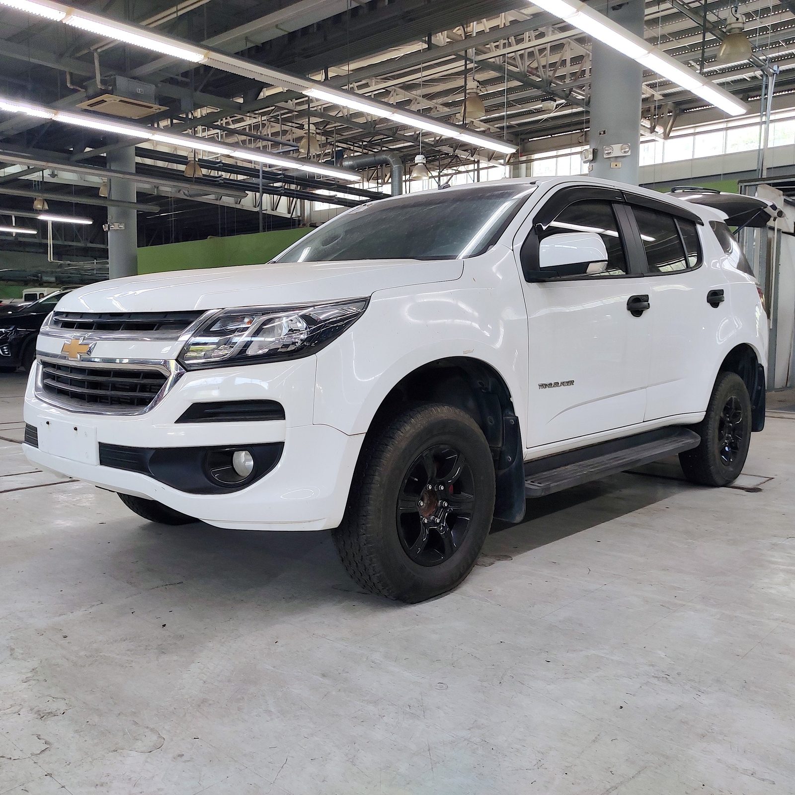 2018 Chevrolet Trailblazer LTX 4x2 2.8L, A/T, DSL photo 3