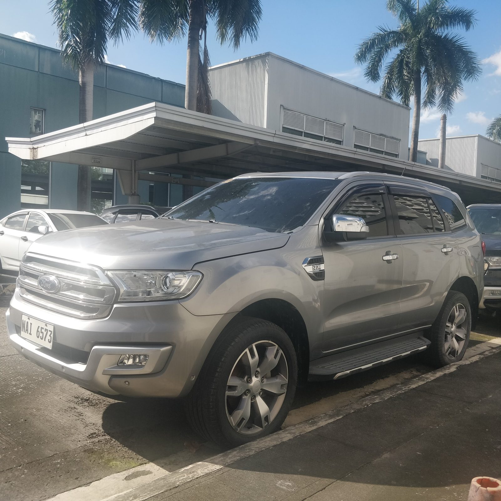 2018 Ford Everest Titanium 4x2 2.2L, A/T, DSL 173T photo 4