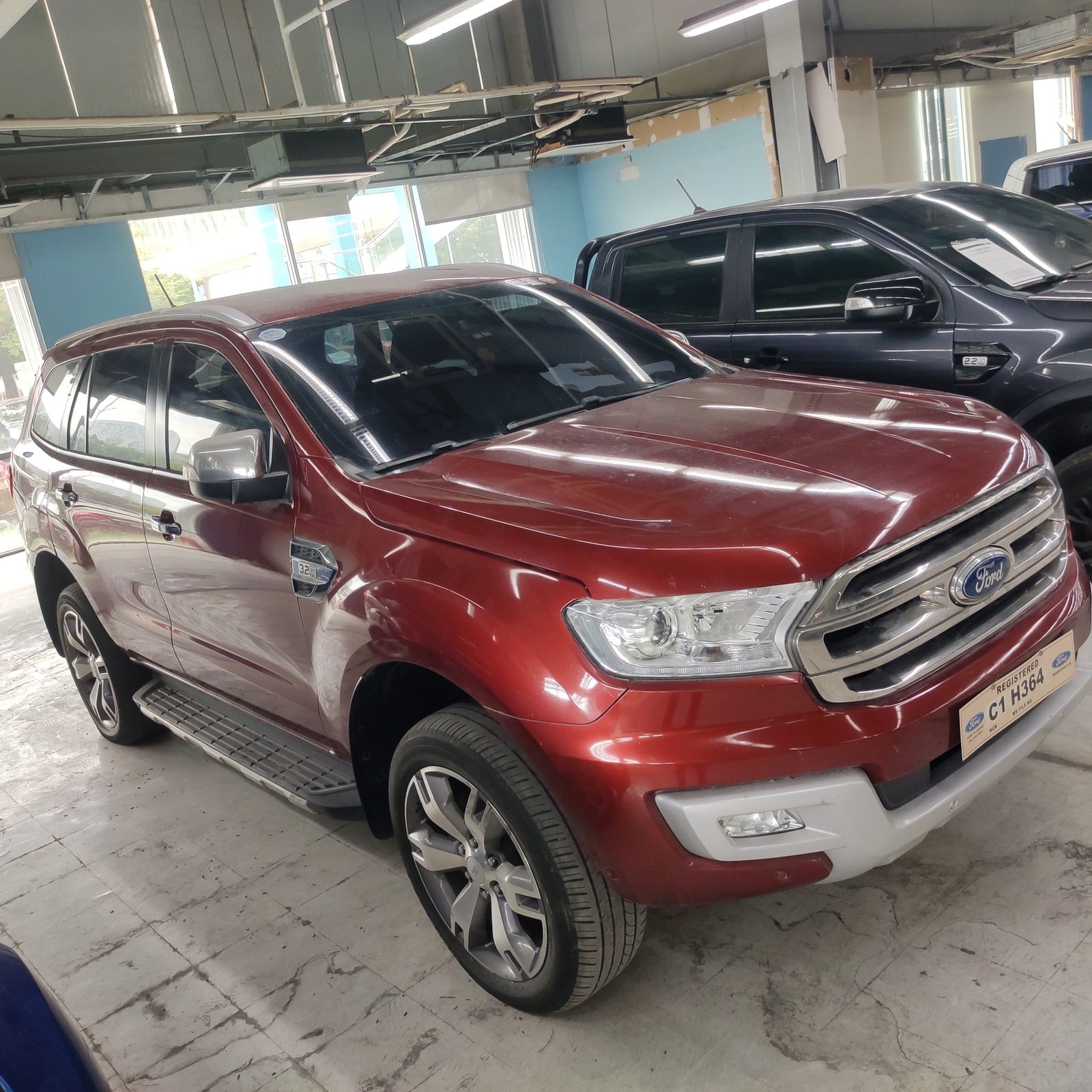 2018 Ford Everest Titanium + 4x4 3.2L, AT, DSL 58Tkms photo 2
