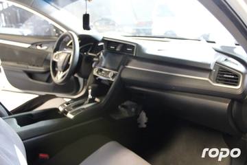 2018 Honda Civic, A/T, Gas, 165T photo 10