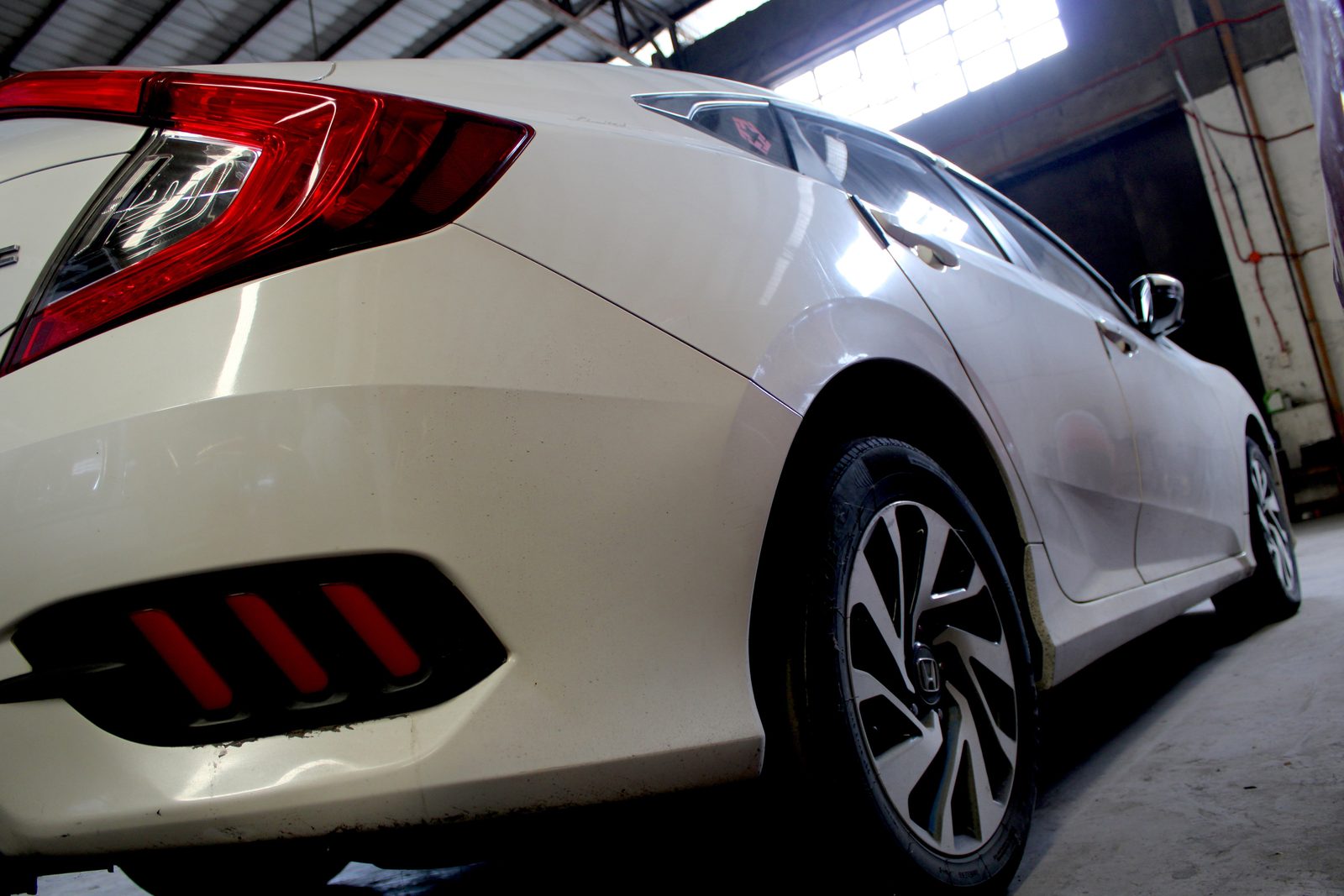 2018 Honda Civic, A/T, Gas, 165T photo 15