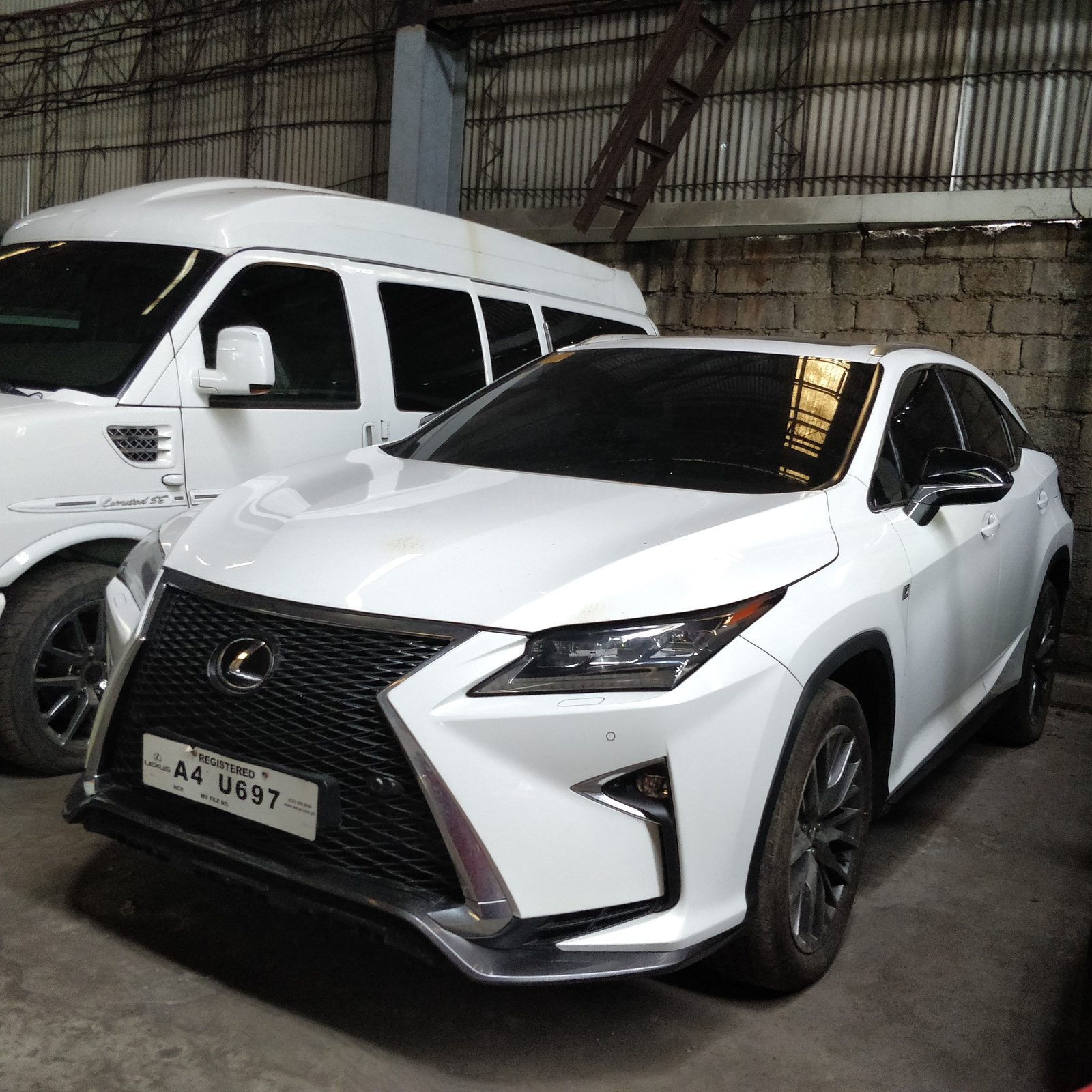 2018 Lexus RX350 3.5L V6 F-Sport, AT, Gas 77T photo 9