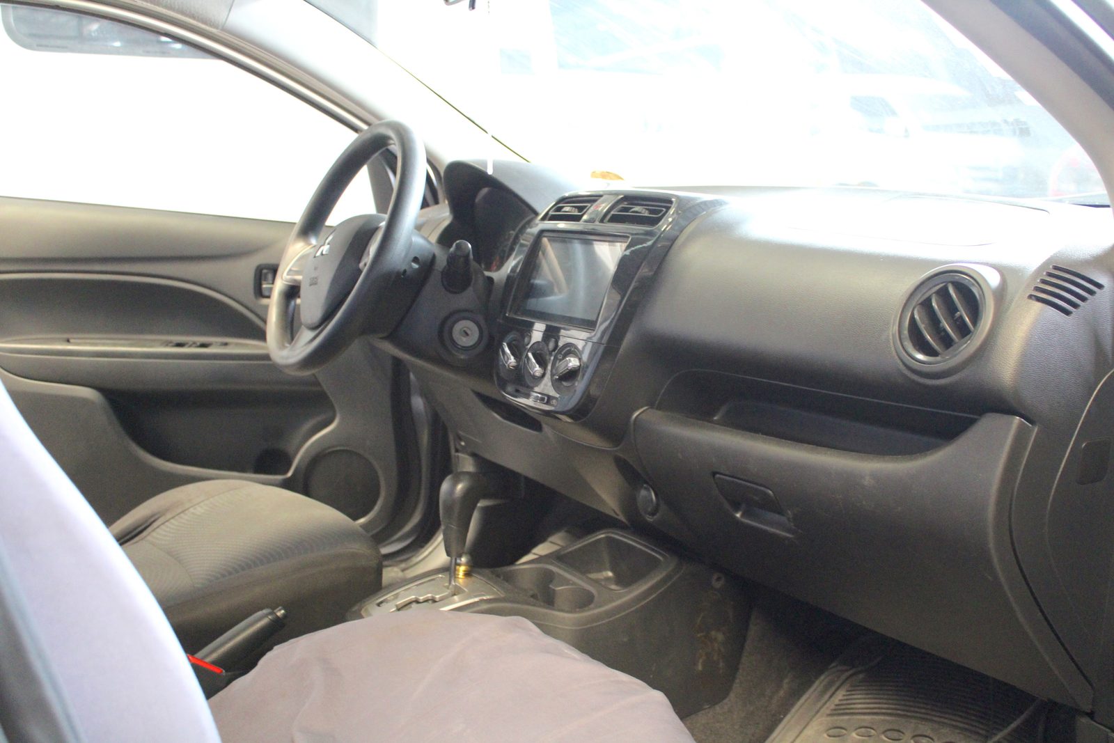 2018 Mitsubishi Mirage G4 GLX, AT, Gas, 228T photo 12